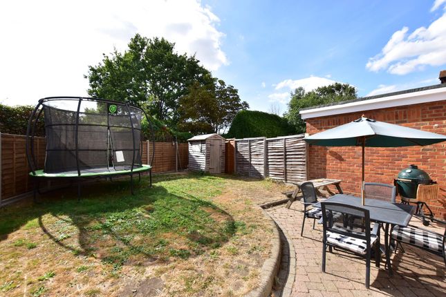 Parpins Cottage, Love Lane, Kings Langley photo 4