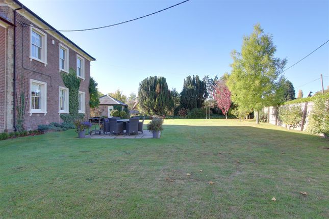 Detached house for sale in Horton, Leighton Buzzard
