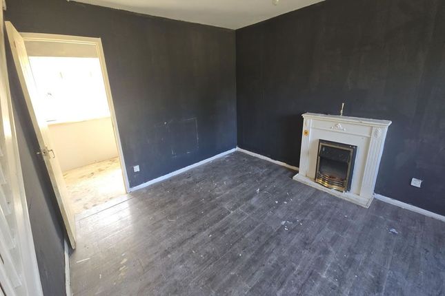 23, Nicol Place, Broxburn photo 2