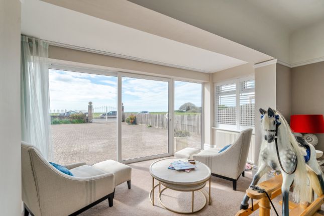 11, Marine Drive West, New Milton photo 4