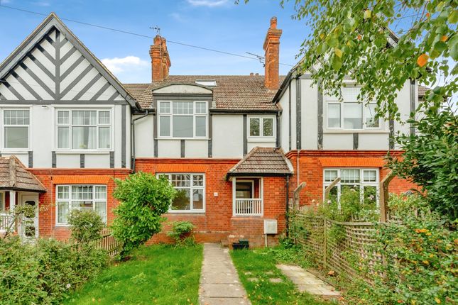 3-bed house on 22, Dunraven Avenue, Redhill, £485,000