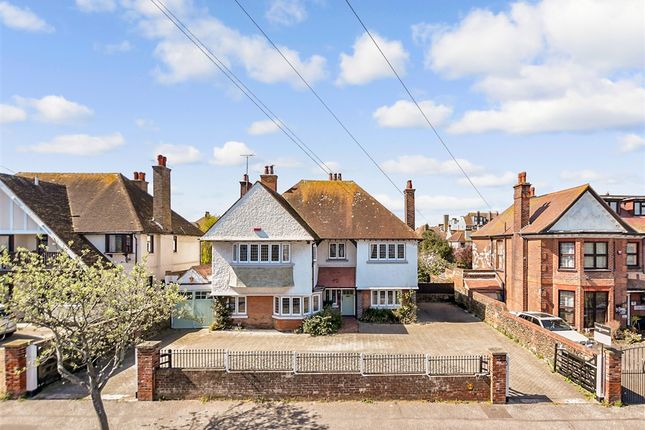 5-bed house on Devonshire Gardens, Margate, £860,000