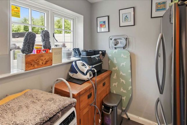 9, Beauvale, Nottingham photo 5