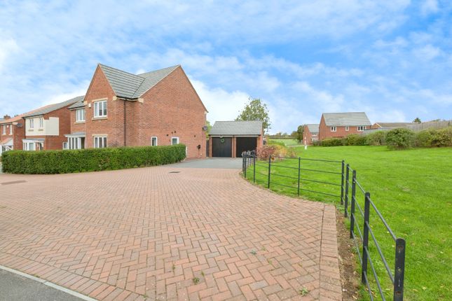 17, Stacey Avenue, Leicester photo 2