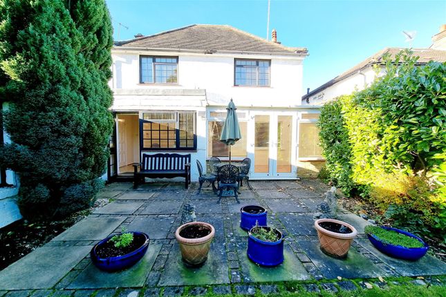 Detached house for sale in Alverstone Avenue, East Barnet