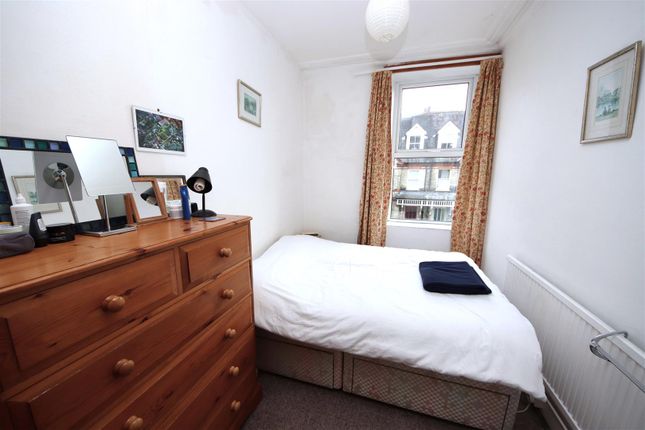 Terraced house for sale in Willis Road, Cambridge