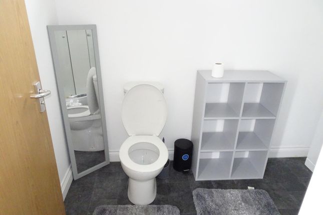 Flat 1, 53, New Street, St Davids photo 5