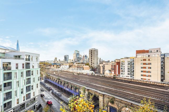 Flat for sale in Dockley Apartments, Bermondsey