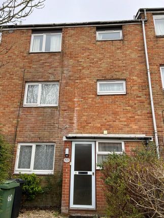 Shared accommodation to rent in Room 1, 60 Lehar Close, Basingstoke, Hampshire