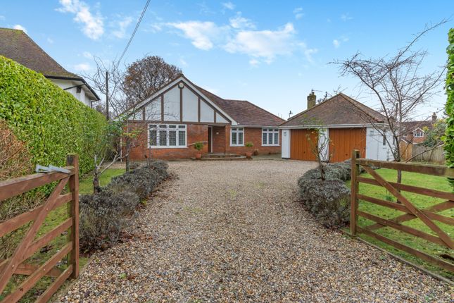 Thumbnail Detached house for sale in Highland Road, Amersham