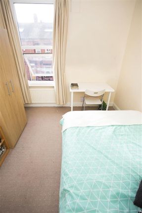 Ash Road, Leeds photo 5
