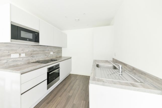 Flat for sale in Nyland Court, Greenland Place, Surrey Quays