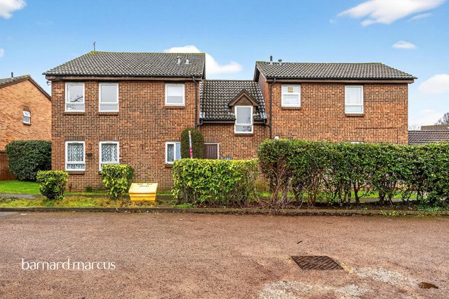 Studio studio on 68, Apeldoorn Drive, Wallington, £160,000
