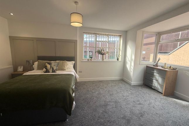 Room 2, 41, West Gate, Mansfield photo 3