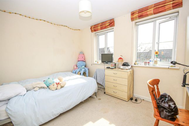 29, Horn Pie Road, Norwich photo 4