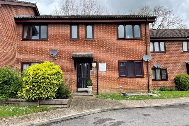 Thumbnail Flat for sale in 12 Junction Close, Burgess Hill, West Sussex