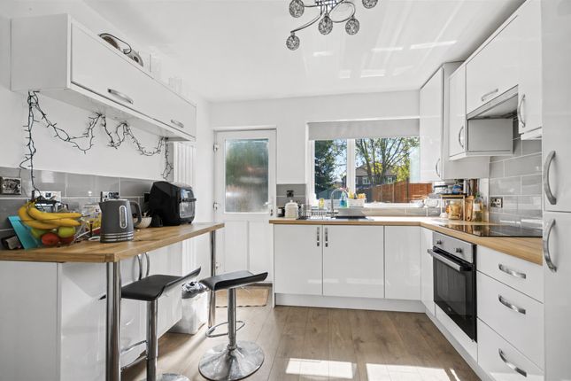 23, Marton Road, Nottingham photo 3