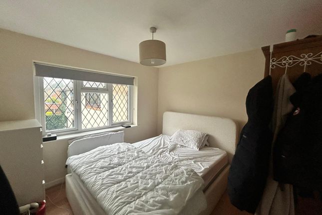 12, Aubrey Gardens, Luton photo 5