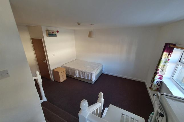 Studio to rent in West Luton Place, Adamsdown, Cardiff