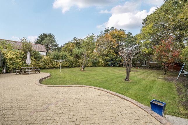 1361608-7-68E6766...