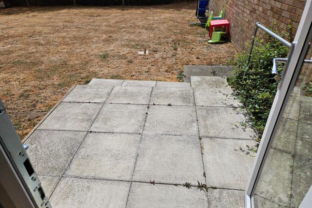 14, Harrington Court, Hertford Heath photo 4