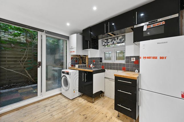 36, Myrtle Road, London photo 4