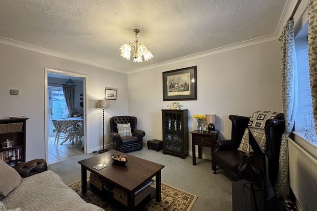 15, Nant Arw, Ammanford photo 2