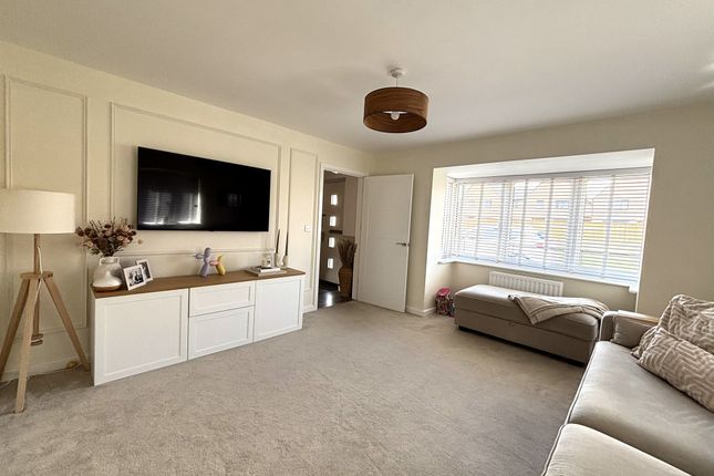 19, Heathcote Crescent, Huntingdon photo 4