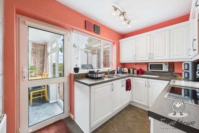25, BEACON ROAD, WIGAN photo 4