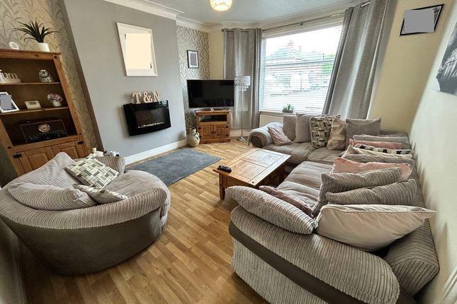 29, Kensington Avenue, Colwyn Bay photo 2