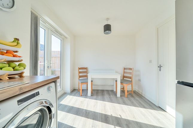 14 Czar Mews, Pershore photo 4