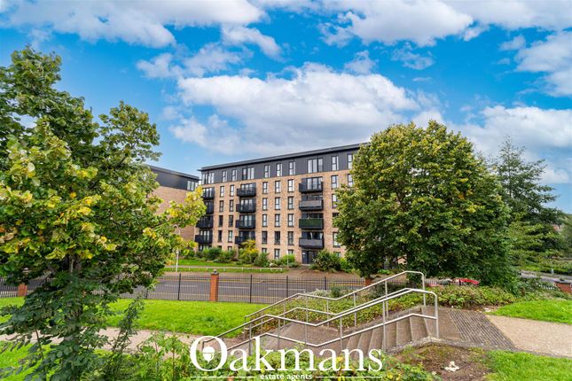 Flat for sale in Melrose Apartments, Bell Barn Road, Birmingham
