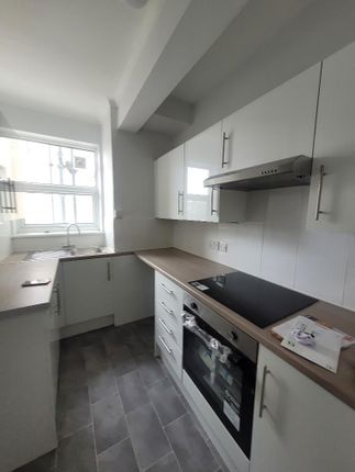 Clarendon Court, Southsea photo 2