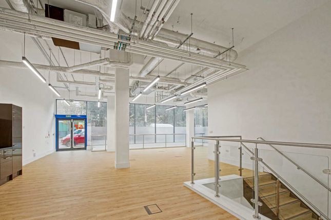 Office to let in 57 Central Street, Clerkenwell, London