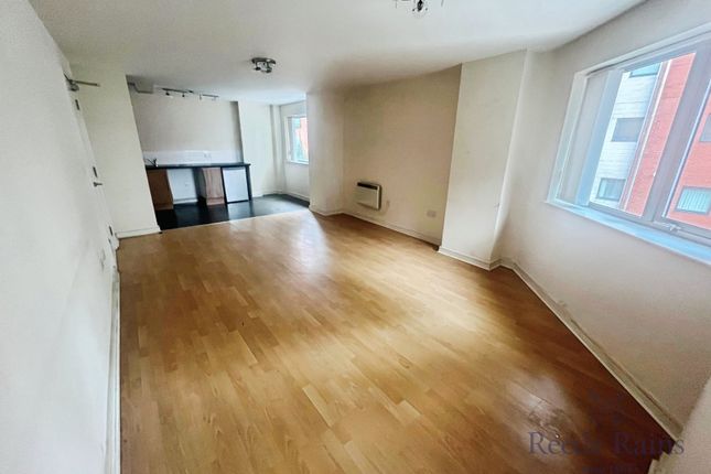 107, Lincoln Gate, 39, Red Bank, Greater Manchester photo 2