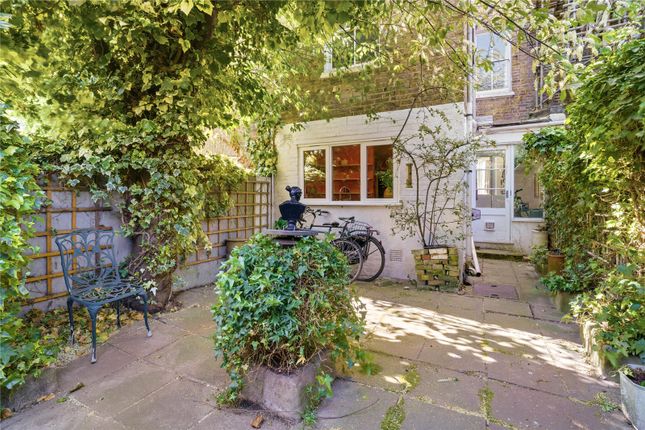 131, Lavender Sweep, London photo 4