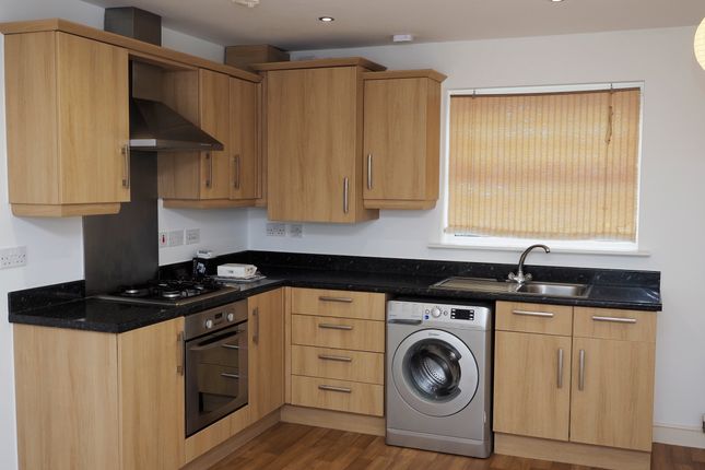 49, Flat 1, Lambwath Hall Court, Hull photo 5