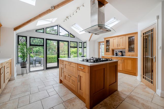 7, Berens Way, Chislehurst photo 4