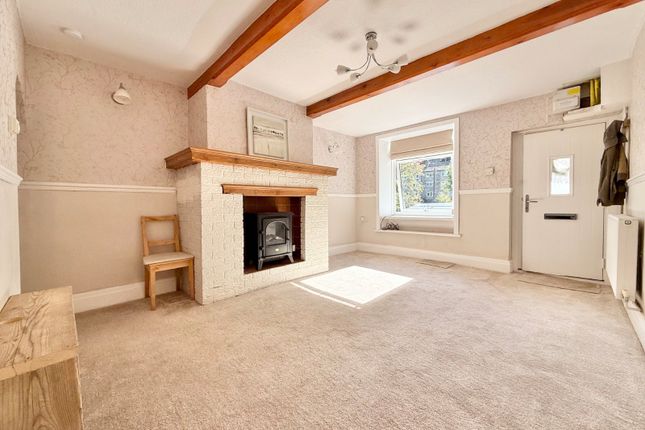 7, Bank Street, Holmfirth photo 2