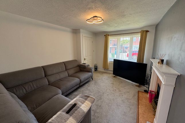 3, Trecastell Close, Greater Manchester photo 3