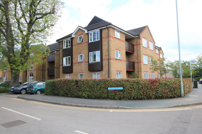 Flat to rent in Braziers Quay, South Street, Bishop's Stortford