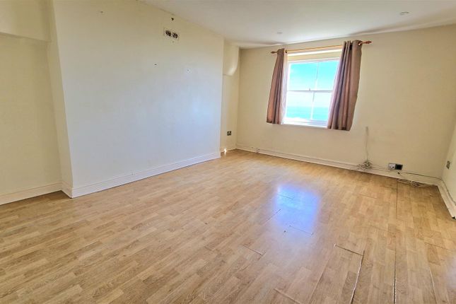 Flat 9 Westcliff Terrace Mansions, 23, Pegwell Road, Ramsgate photo 2