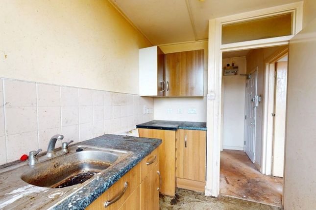 Flat D, 11, Aubert Park, London photo 2