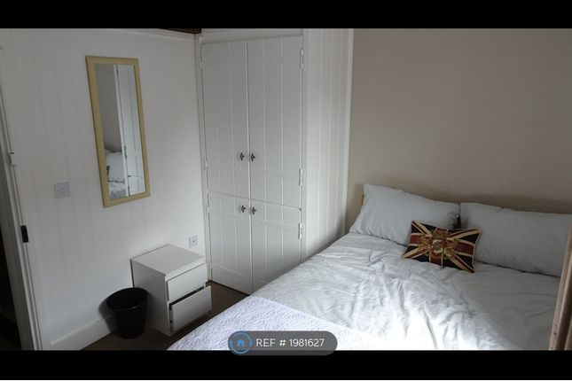 End terrace house to rent in Northgate, Canterbury