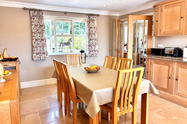 Kirkham House, Eastcourt, Marlborough photo 4