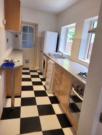 77, Kitchener Road, Birmingham photo 4