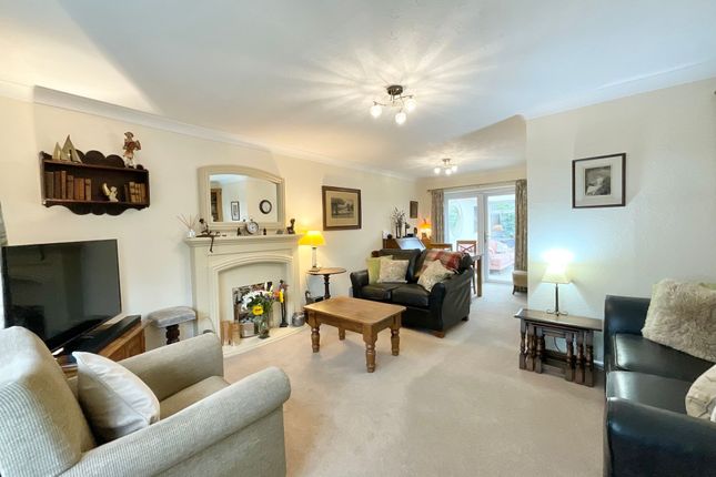 12 Sperry Close, Stoke-On-Trent photo 2