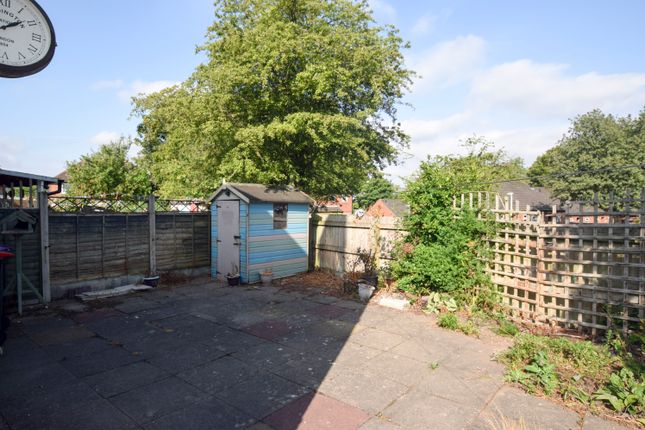 5, Harvey Crescent, Telford photo 4