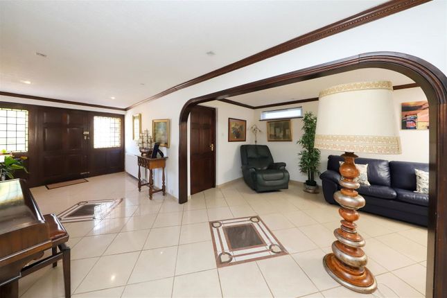 189, Park Avenue, North Ruislip photo 2