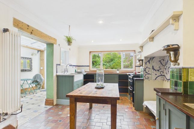 15, Amerland Road, London photo 3